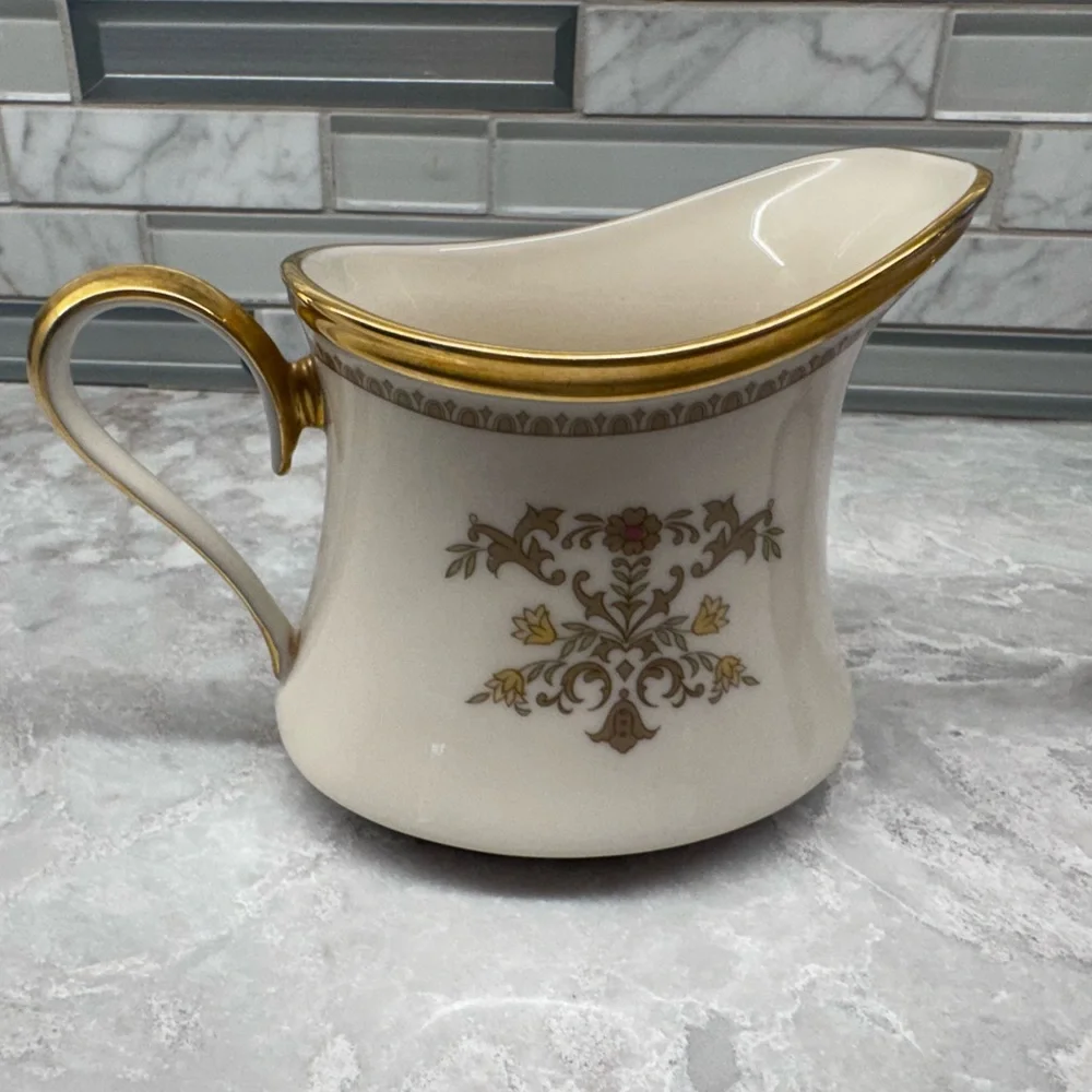 Lenox Castle Garden Bone China Dinnerware SUGAR & CREAMER SET Floral Gold Trim - Picture 8 of 9